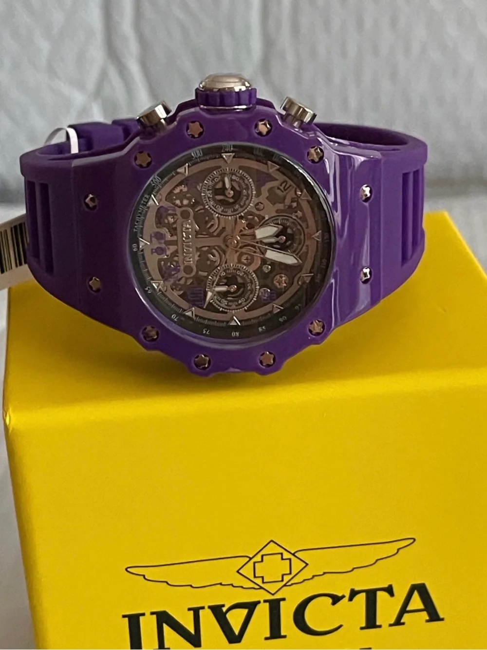 Invicta Racing Valyron Unisex Watch - 41mm, Purple (69625) new